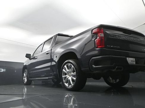 Used 2022 Chevrolet Silverado 1500 High Country w/ Technology Package AWD/4WD image 30