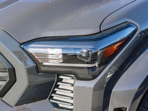 New 2025 Toyota Tacoma TRD Sport image 5