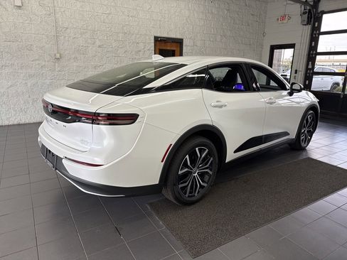 Used 2023 Toyota Crown XLE image 8