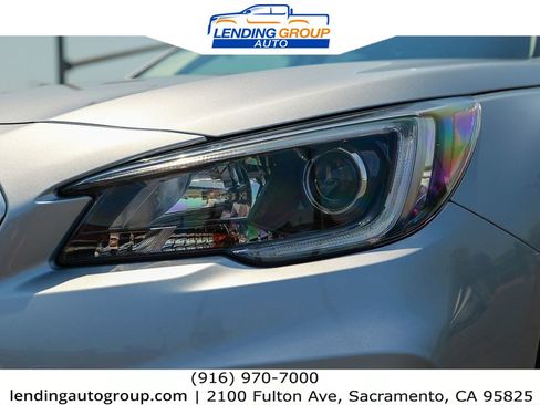 Used 2018 Subaru Outback 2.5i Premium image 7
