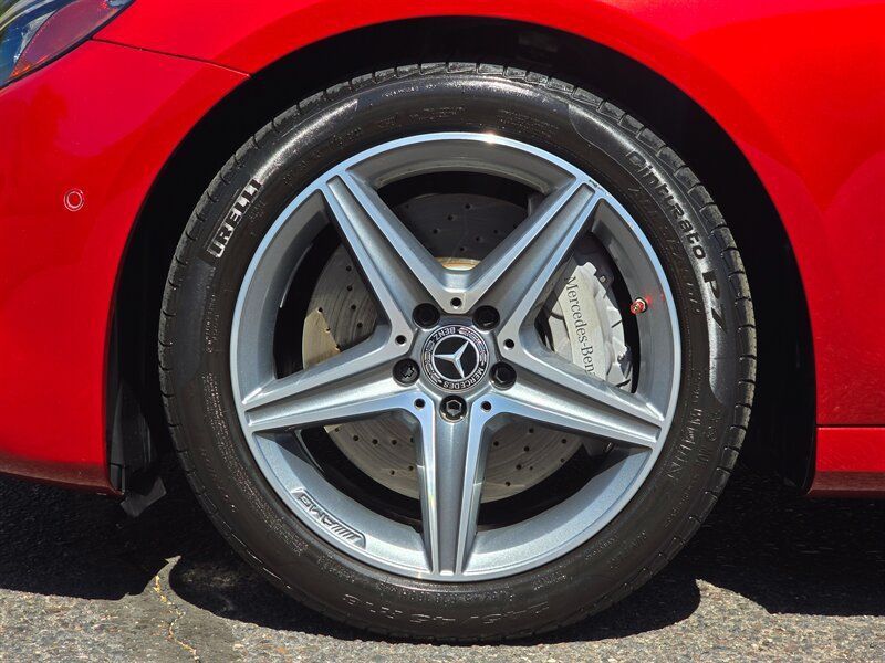 Used 2019 Mercedes-Benz E 300 w/ Premium 1 Package image 38