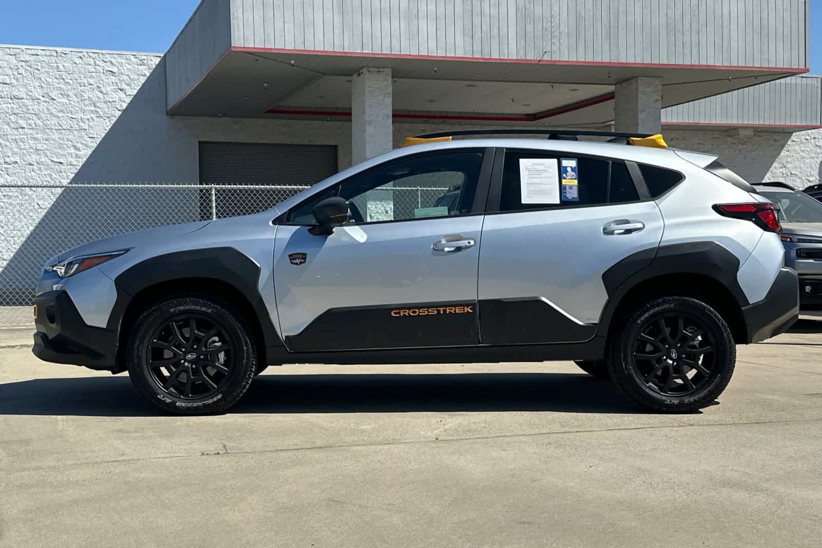 Used 2025 Subaru Crosstrek 2.5i Wilderness w/ Wilderness Package AWD/4WD image 6