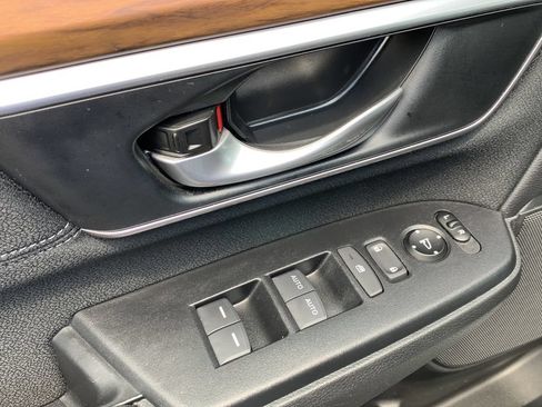 Used 2021 Honda CR-V EX image 17