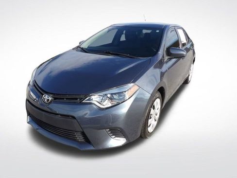 Used 2016 Toyota Corolla LE FWD image 3