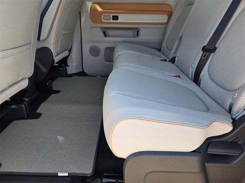 New 2025 Volkswagen ID. Buzz Pro S Plus image 21