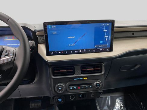 New 2025 Ford Maverick Lariat w/ 4K Tow Package image 10