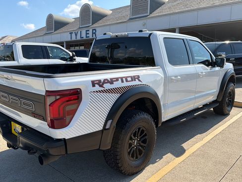 Used 2024 Ford F150 Raptor AWD/4WD image 9