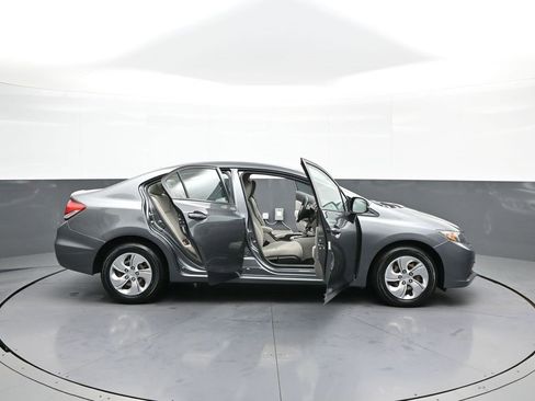 Used 2013 Honda Civic LX image 41