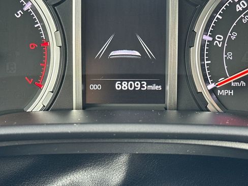 Used 2023 Toyota 4Runner TRD Off-Road Premium image 10