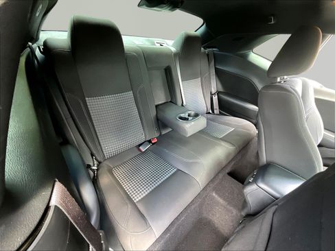 Used 2022 Dodge Challenger SXT w/ Driver Convenience Group AWD/4WD image 24