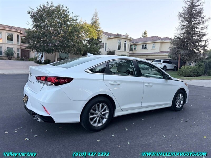 Used 2018 Hyundai Sonata SE FWD image 4