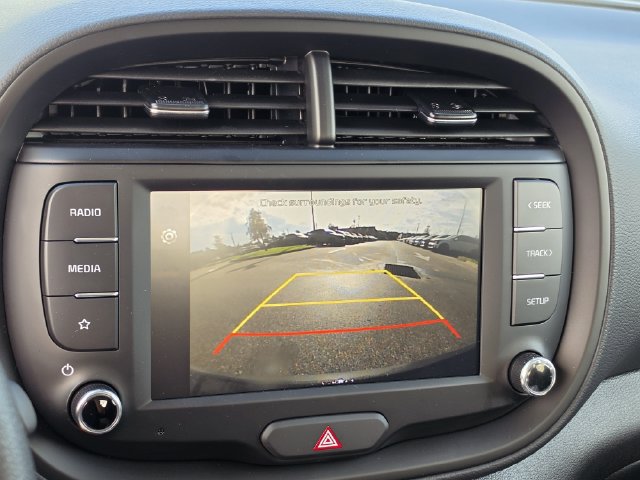 Certified 2025 Kia Soul LX FWD image 23