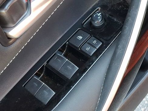 Used 2023 Toyota Corolla XSE FWD image 22