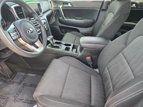 Used 2022 Kia Sportage LX image 21
