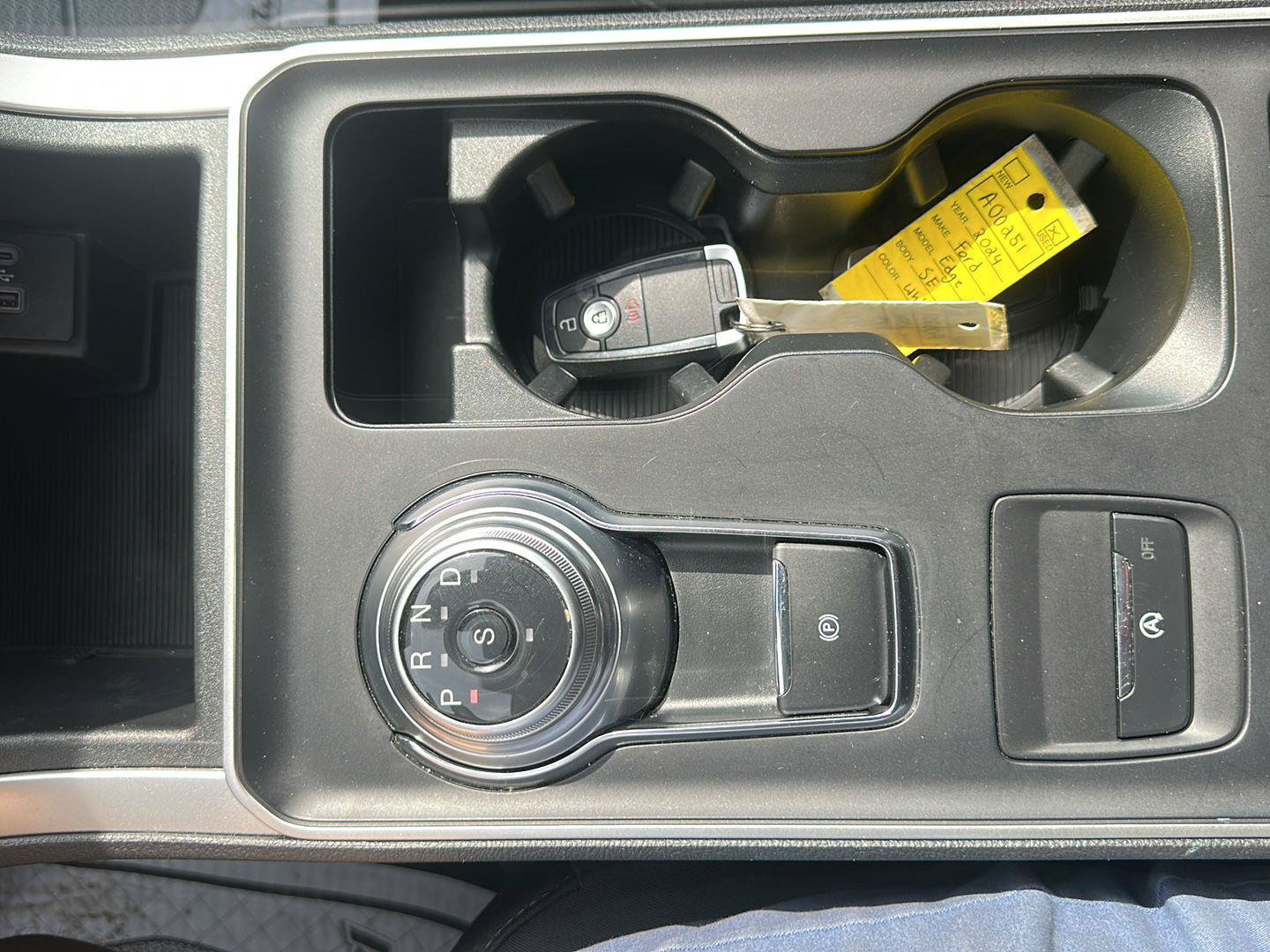 Used 2024 Ford Edge SE AWD/4WD image 26