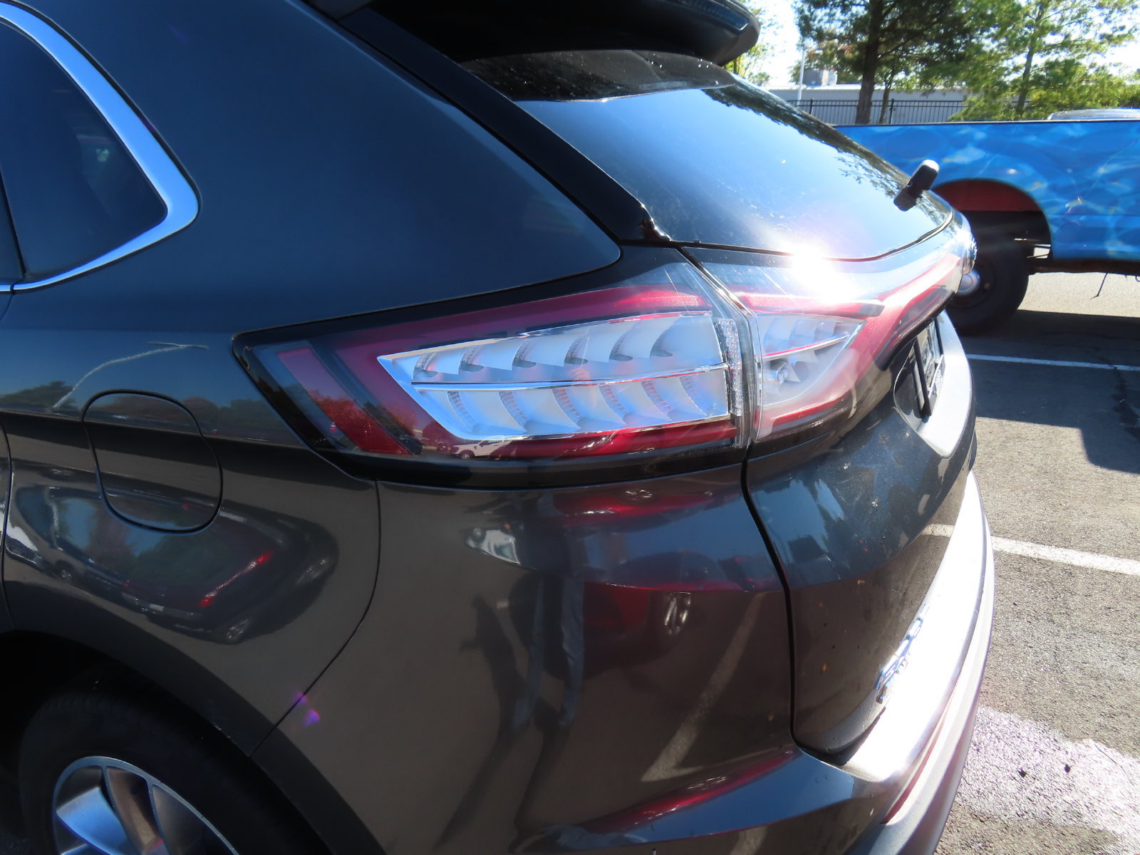 Used 2017 Ford Edge Titanium w/ Equipment Group 302A AWD/4WD image 11