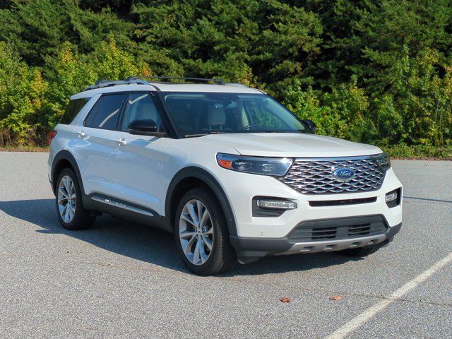 Certified 2021 Ford Explorer Platinum w/ Equipment Group 601A AWD/4WD image 2