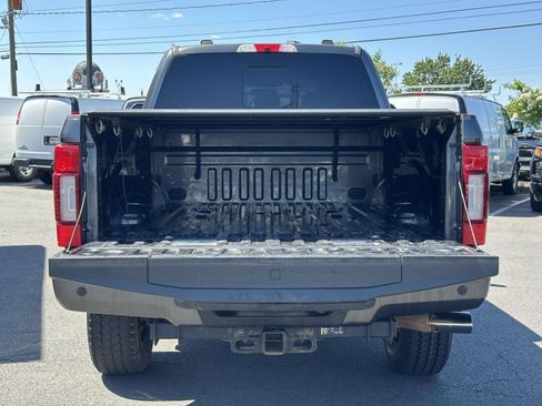Used 2020 Ford F250 Platinum w/ FX4 Off-Road Package AWD/4WD image 26
