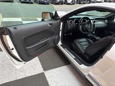 Used 2007 Ford Mustang Shelby GT500 image 16