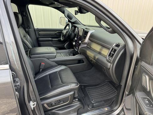 Used 2019 RAM 1500 Limited image 28
