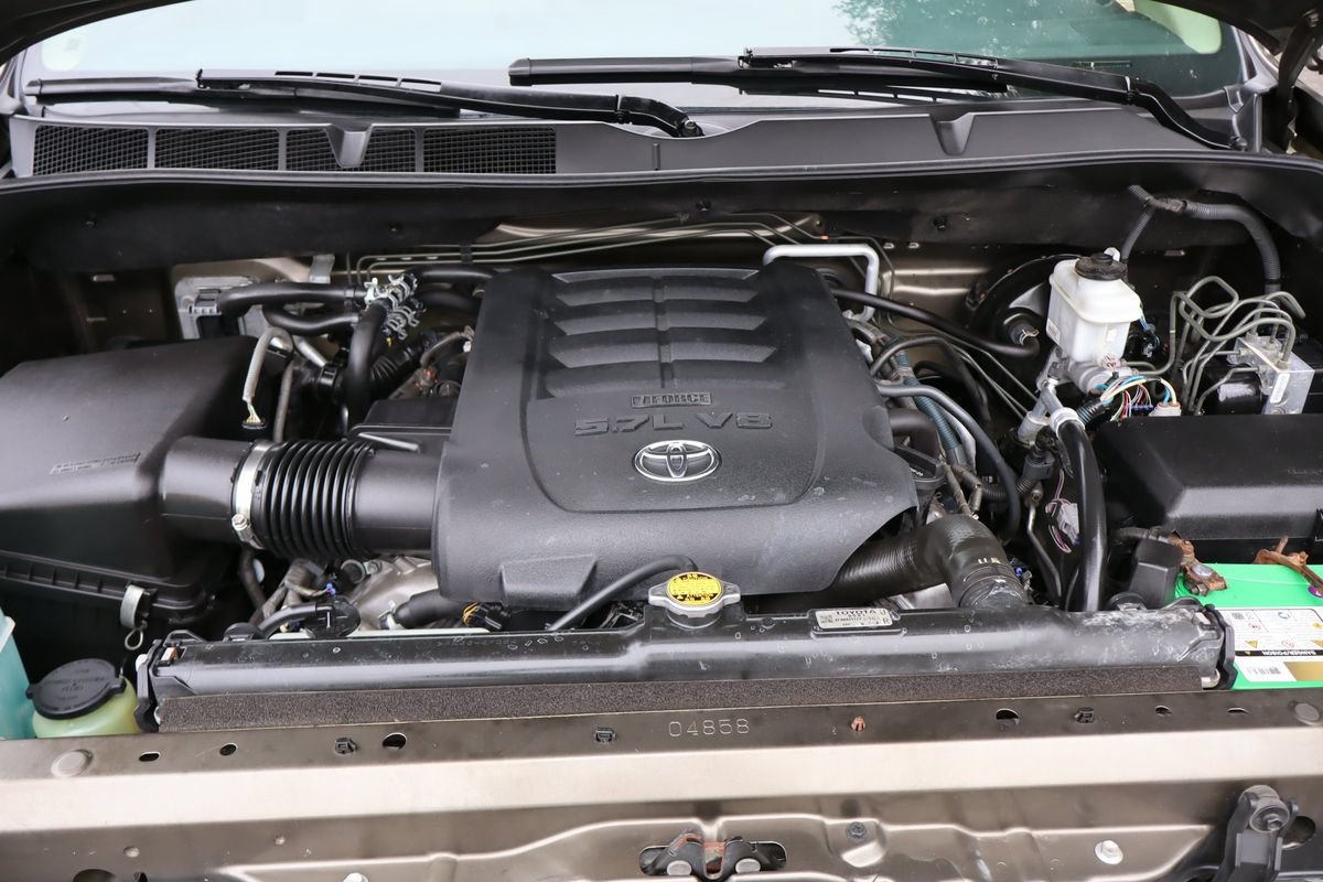 Used 2013 Toyota Sequoia Limited AWD/4WD image 48