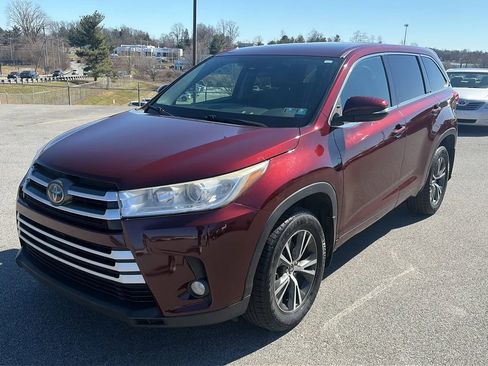 Used 2017 Toyota Highlander Plus image 22