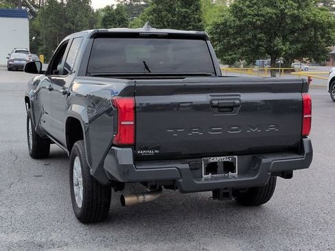 Used 2024 Toyota Tacoma SR5 AWD/4WD image 5