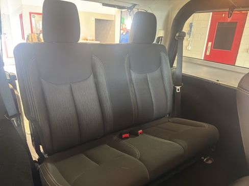 Used 2015 Jeep Wrangler Sahara w/ Connectivity Group AWD/4WD image 24