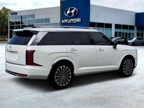 New 2026 Hyundai Palisade Calligraphy FWD image 8
