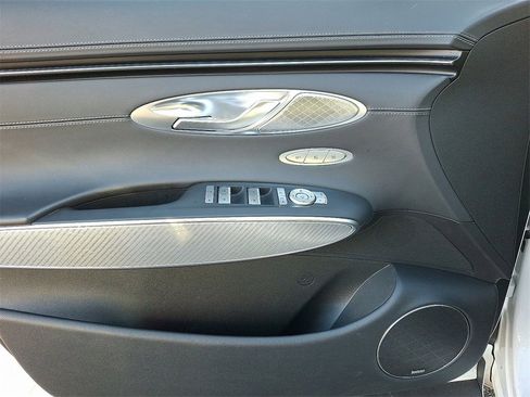 Used 2023 Genesis GV70 2.5T w/ Sport Prestige Package image 13