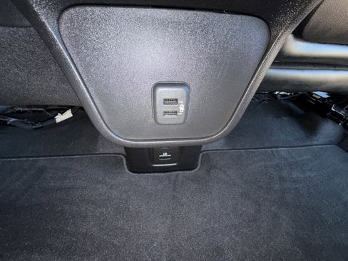 Used 2018 GMC Terrain SLT w/ Preferred Package image 18