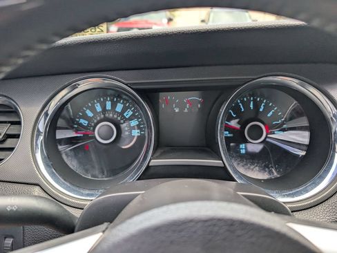 Used 2014 Ford Mustang Coupe RWD image 16