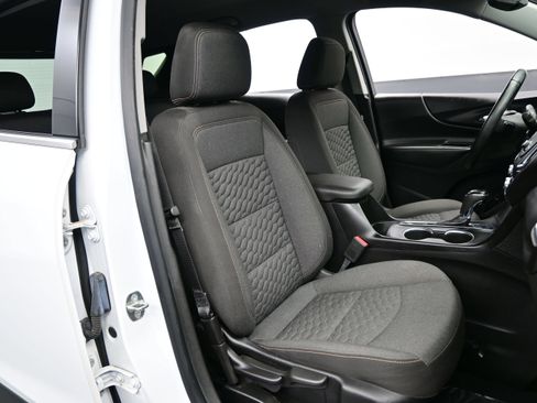 Used 2020 Chevrolet Equinox LT AWD/4WD image 13