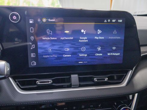 New 2026 Chevrolet Equinox LT w/ Convenience Package II FWD image 15
