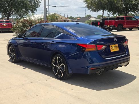 Used 2023 Nissan Altima 2.5 SR FWD image 5