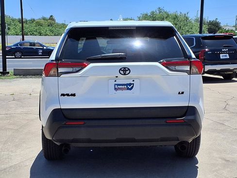 Used 2025 Toyota RAV4 LE FWD image 7