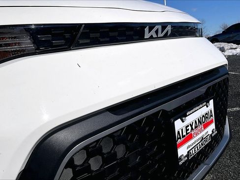 Used 2023 Kia Soul S image 27