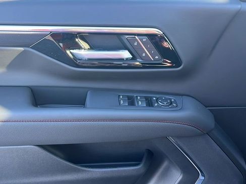 New 2026 Chevrolet Tahoe RST w/ Advanced Technology Package AWD/4WD image 17