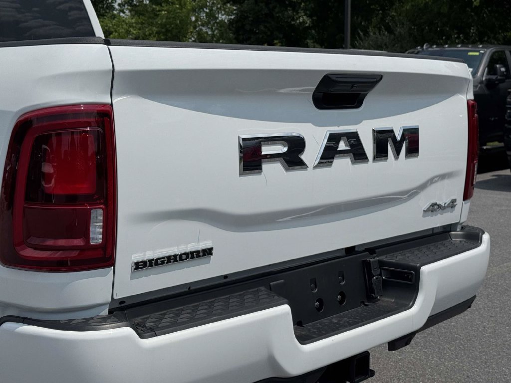 New 2026 RAM 3500 Big Horn AWD/4WD image 10