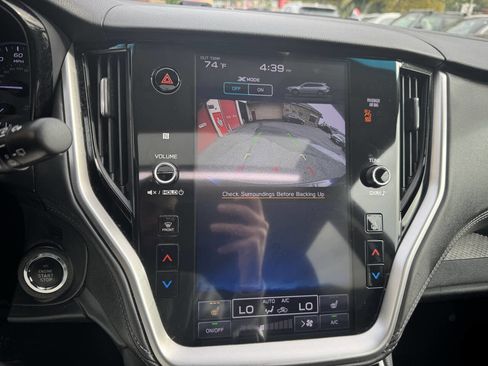 Used 2022 Subaru Outback Premium image 24