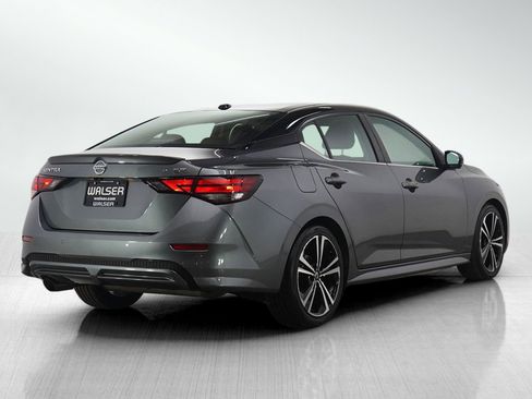 Used 2022 Nissan Sentra SR w/ SR Premium Package image 5