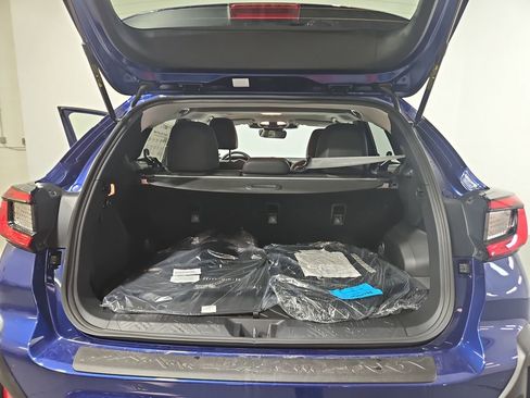 New 2026 Subaru Crosstrek 2.5i Limited w/ Crosstrek Mirror Package image 24