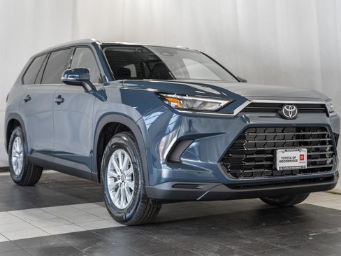 New 2026 Toyota Grand Highlander XLE image 1
