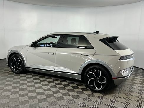 Used 2023 Hyundai Ioniq 5 Limited image 10