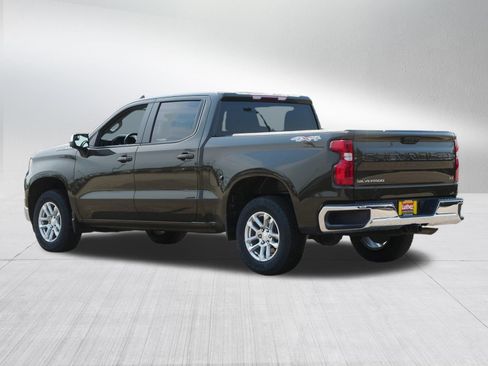 Used 2023 Chevrolet Silverado 1500 LT AWD/4WD image 5