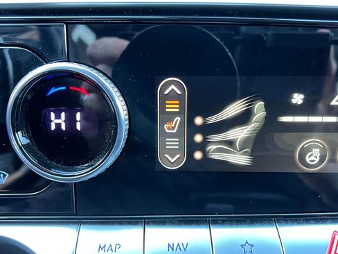 Used 2023 Genesis GV70 2.5T w/ Select Package image 29