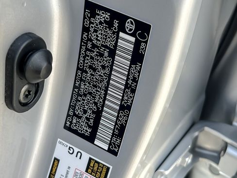 Certified 2021 Toyota Prius Prime Limited w/ Carpet Mat Package (TMS) image 27