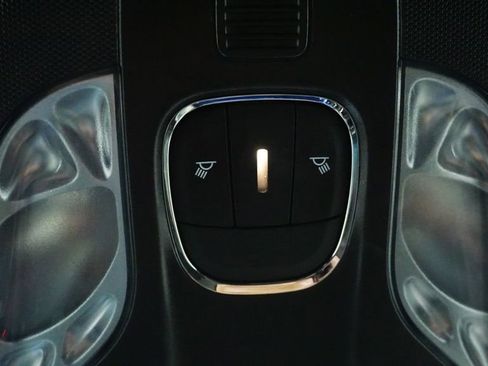 Used 2023 Jeep Compass Latitude image 34