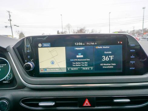 Used 2020 Hyundai Sonata Limited image 23