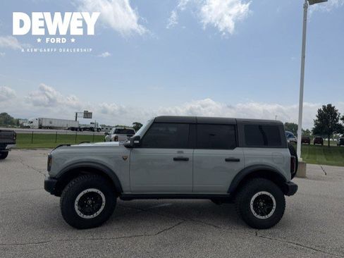 Used 2023 Ford Bronco Badlands AWD/4WD image 5